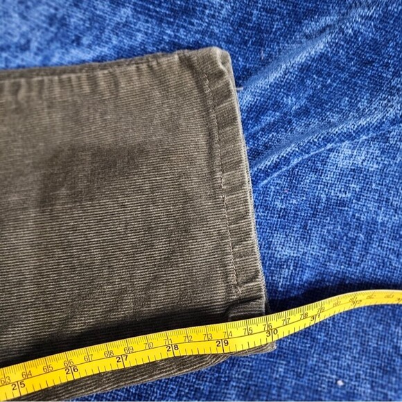 Levi's Y2K Corduroy Olive Green Pants Women 30/10 - Picture 9 of 9